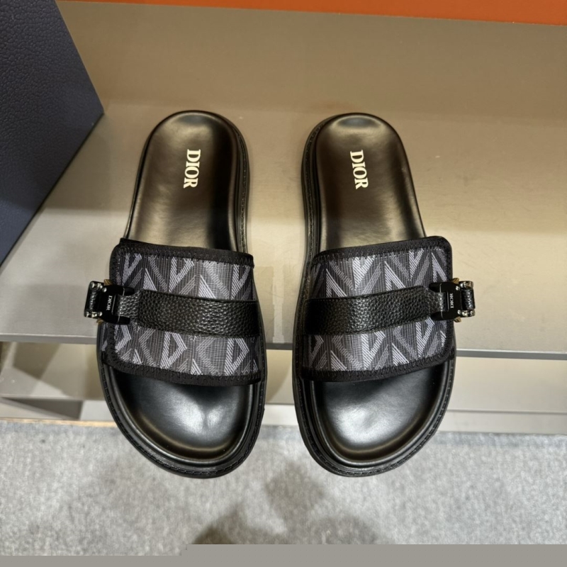 ch**an D*or slippers